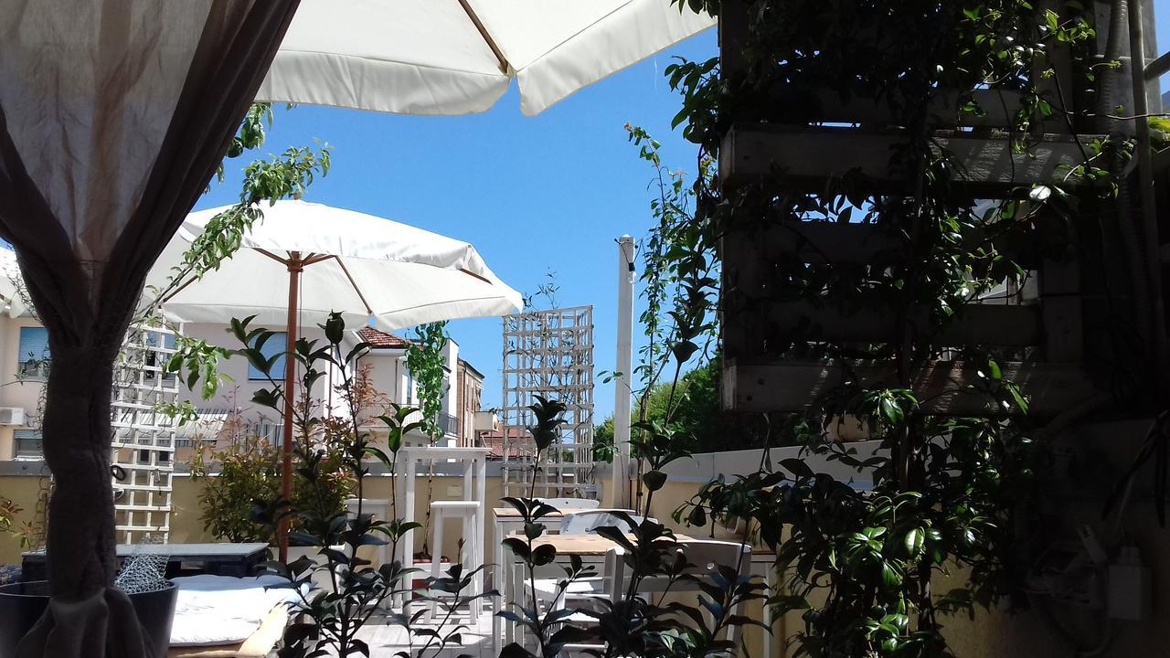 ראבנה Luna City מראה חיצוני תמונה
