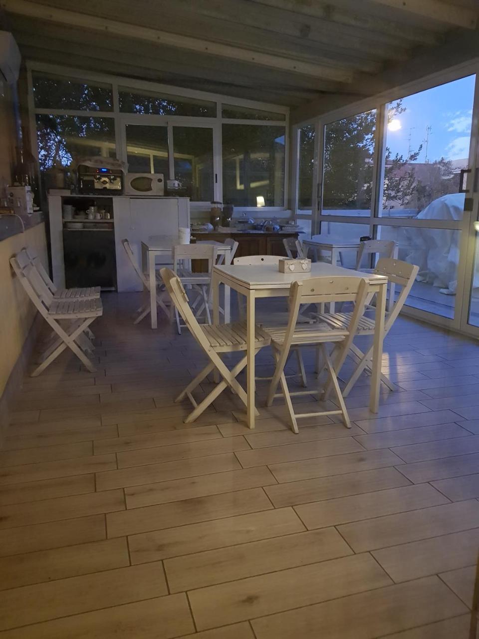 ראבנה Luna City מראה חיצוני תמונה